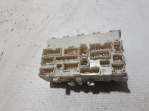 RENAULT Espace VI (2023–2026) Kaitsmekarp salongis 243809134R - 2