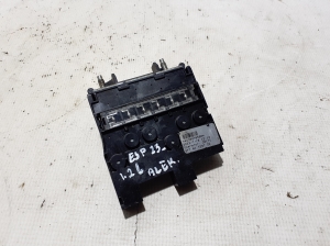   Relay  - 403881658R 