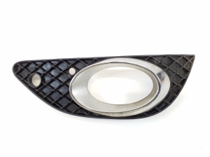   Front bumper fog lamp cover 