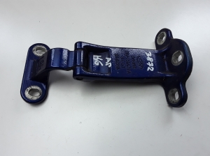 Tailgate hinge - DT11V42982AC