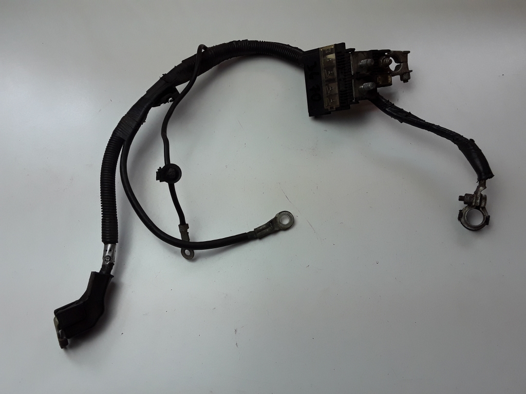 Subaru Impreza (2007–2012) Negative cable terminal 71842196 Subaru Impreza (2007–2012) Negative cable terminal 71842196