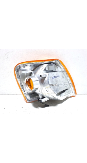 Volkswagen Passat B5 (1997–2005) Priekšējais pagrieziena rādītājs 084411516 - 2