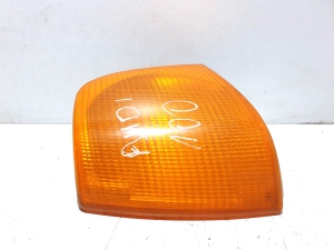 AUDI 100 C3 (1982–1990) Blinker vorne 443953049 - 2