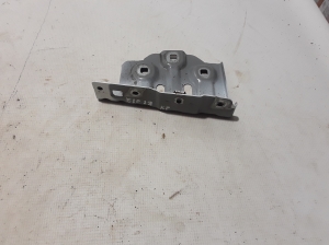   Halter Kotflügel vorne  - 631230165R 