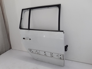  Rear side doors 