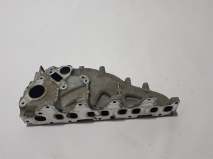   Intake manifold 