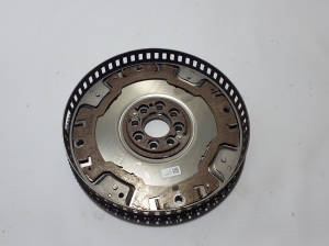   Clutch flywheel 