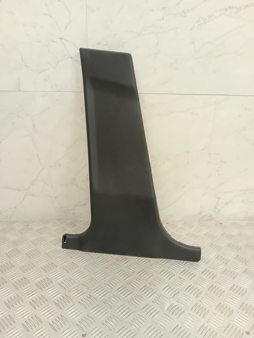 MERCEDES-BENZ C-Class W204/S204/C204 (2004-2015) Kreisās puses statņu apdare A2046900525 25407902