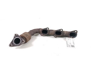  Exhaust manifold 