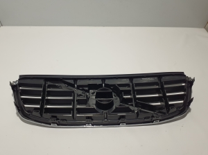  Front grille 