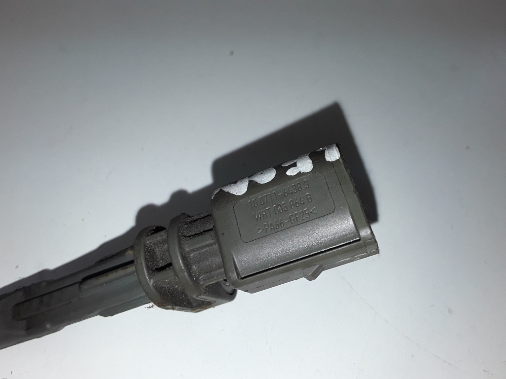 SEAT Leon 3 generation (2012-2020) Rear Left ABS Sensor WHT083864B 25572319