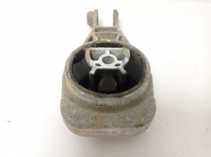 Opel Mokka (2012–2020) Gearbox mount 3722Y0019P - 2