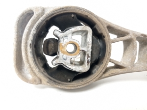 Opel Mokka (2012–2020) Gearbox mount 3722Y0019P - 3