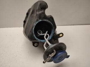 Mercedes Benz S-Class 222 (2013–2020) Front washer fluid reservoir A2228690420 - 5