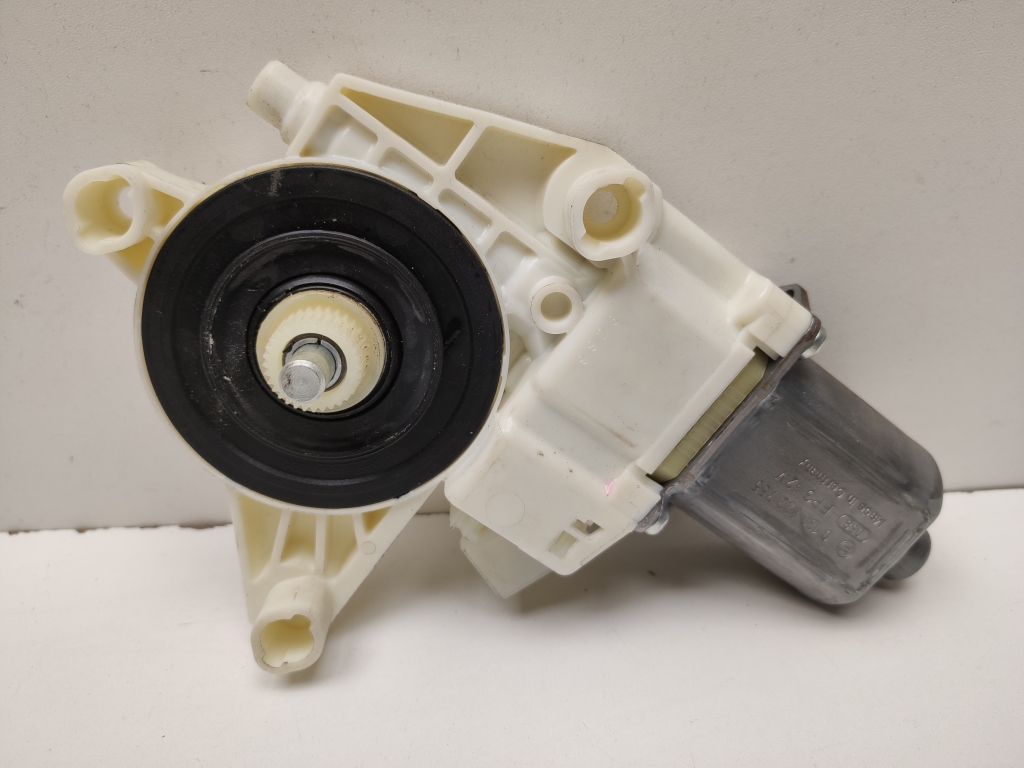 MERCEDES-BENZ S-Class W222/C217/A217 (2013-2020) Motor regulator geam ușă stânga față A1669060301 25413026