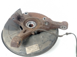 Opel Mokka (2012–2020) Front wheel hub - 5