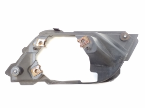 Mercedes Benz ML-Class 164 (2005–2011) Nebelscheinwerferhalter vorne A1648890414 - 2