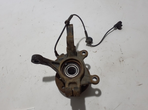 Dacia Spring (2021–2026) Front wheel hub 400158312R - 2