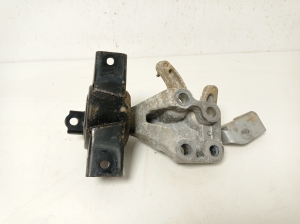 Opel Mokka (2012–2020) Engine mount 95090589 - 4