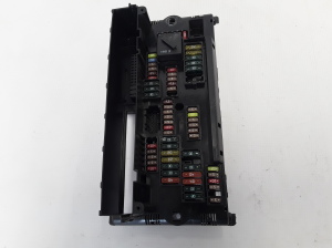  Fuse box in the boot 