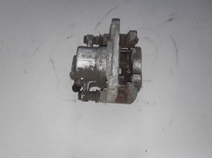 TOYOTA RAV 4 A4 (2012–2018) Tagumine pidurisadul 4783042080 - 2