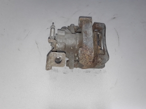 TOYOTA Auris E18 (2012–2018) Rear brake caliper - 2