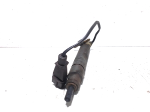 Volkswagen Passat B5 (1997–2005) Kütusepihusti 028130201S - 4
