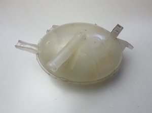 Opel Astra K (2015–2021) Coolant reservoir 13459964 - 3