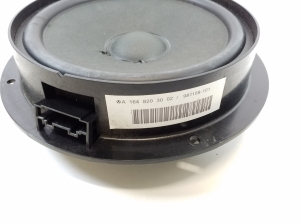  Rear side door speaker 