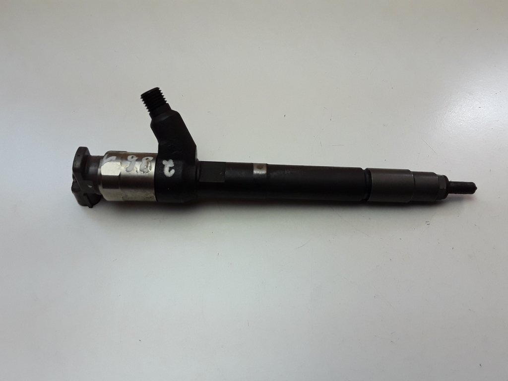 OPEL Astra K (2015-2021) Fuel Injector 55578075 25590887