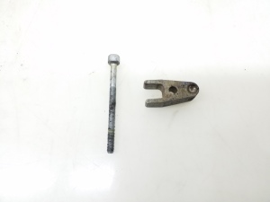   Fuel injector holder 