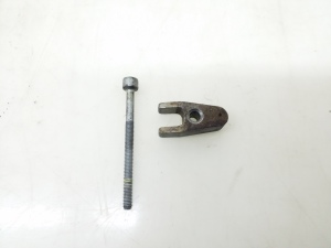   Fuel injector holder 