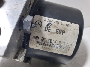 Mercedes Benz C-Class 204 (2007–2014) ABS Steuergerät A2045453932  A2044314012 - 3