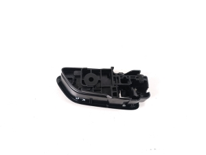 Mazda 2 (2014–2026) Front door inner handle - 3