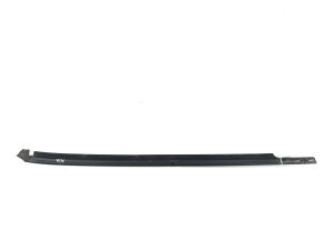 Mazda 2 (2014–2026) Rear side door outer window molding - 2