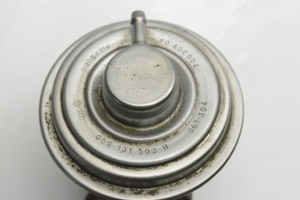  EGR valve 