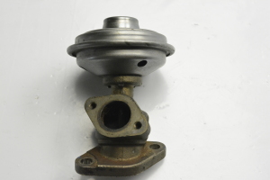  EGR valve 