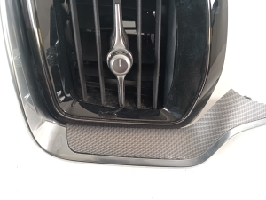  Interior panel ventilation grilles 