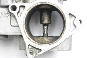  EGR valve 