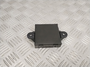 Mercedes Benz C-Class 204 (2007–2014) Rear side door control unit A2129004006 - 2
