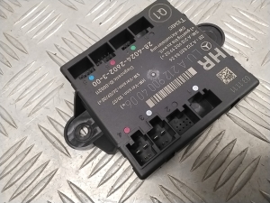 Mercedes Benz C-Class 204 (2007–2014) Rear side door control unit A2129004006 - 4