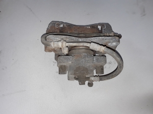 TOYOTA Yaris (2011–2020) Bremssattel vorne 477500D200 - 2