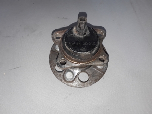Aizmugurējais gultnis - 424500D050