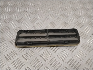 Mercedes Benz C-Class 204 (2007–2014) Tagumise poritiiva ventilatsioonivõre A2128300242 - 3