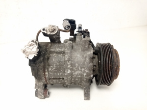  Air conditioner compressor 