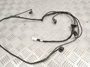  Rear parking sensor cable 