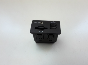Prise USB - EM2T14F014AA