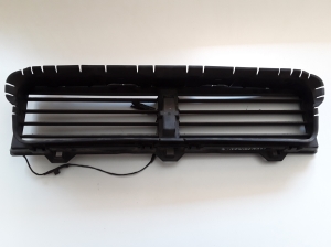   Air deflector cooling radiator 