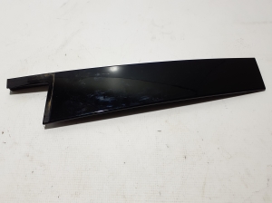 Rear side door outer window molding - A2536901400