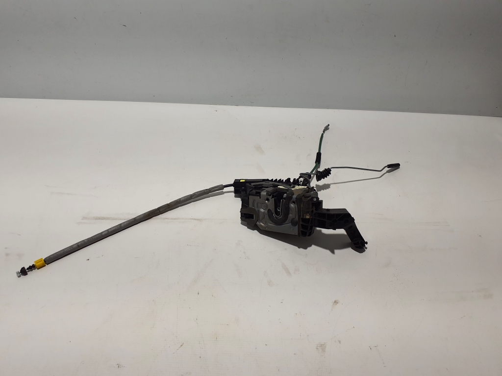 MERCEDES-BENZ GLC X254 (2022-2023) Right Side Sliding Door Lock A0997309200 25573226